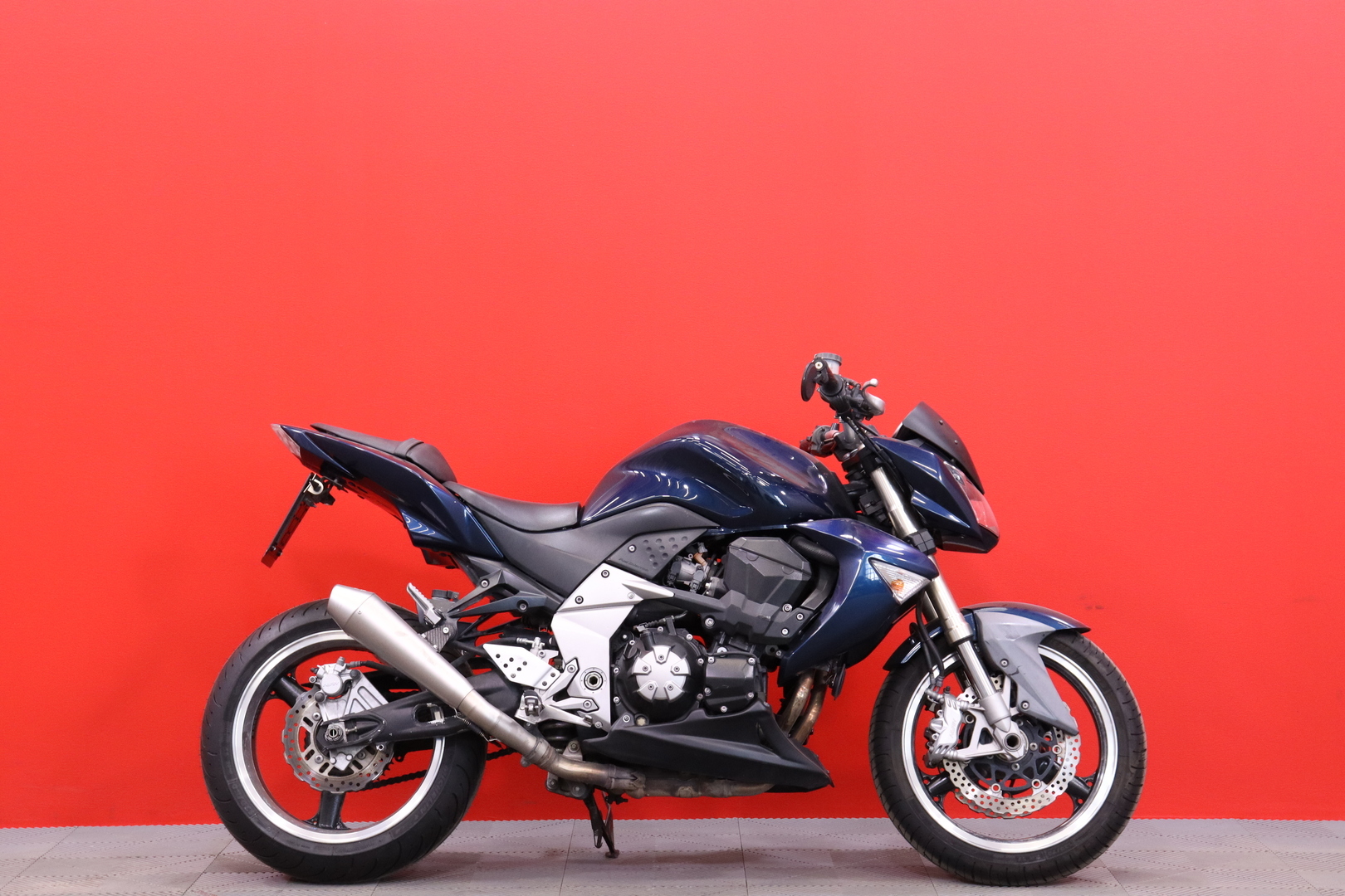 Kawasaki - Z - 1000 // Suomi-Pyörä / LeoVince / Tangonpääpeilit // - Moottoripyörä