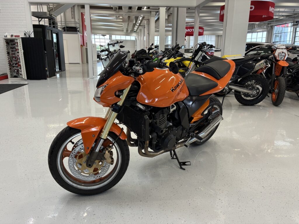 Kawasaki - Z - 1000 // Juuri saapunut! / Sliparit / Teräspunos // Kawasaki - Z - 1000 // Juuri saapunut! / Sliparit / Teräspunos // - Moottoripyörä