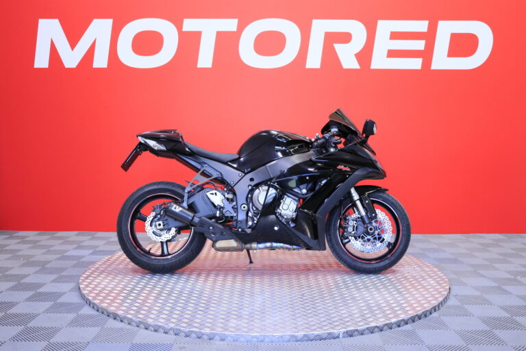 Kawasaki - ZX-10R - Ninja // Juuri saapunut! / Suomipyörä / Leovince / Ducktail // - Moottoripyörä