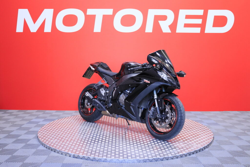 Kawasaki - ZX-10R - Ninja // Juuri saapunut! / Suomipyörä / Leovince / Ducktail // - Moottoripyörä