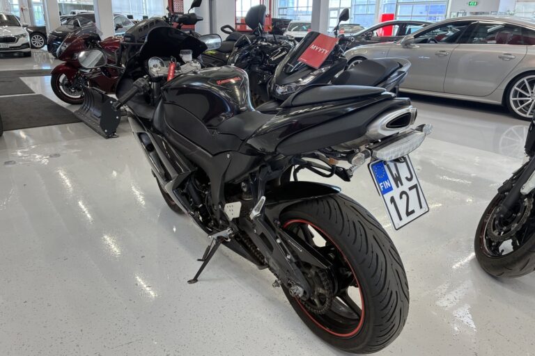 Kawasaki - ZX-6R - // Juuri saapunut! / - Moottoripyörä