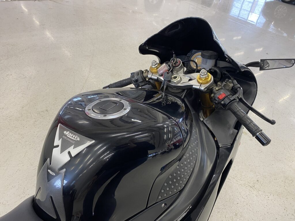 Kawasaki - ZX-6R - // Huoltokirja / 3x avain / Dominator / Suomi-pyörä // Kawasaki - ZX-6R - // Huoltokirja / 3x avain / Dominator / Suomi-pyörä // - Moottoripyörä