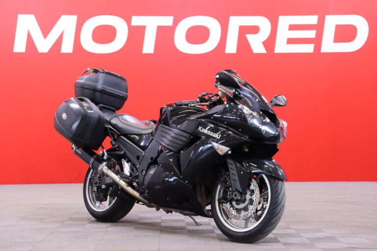 Kawasaki - ZZR - 1400 // Huoltokirja / Blackwidow / 3x Laukut // - Moottoripyörä