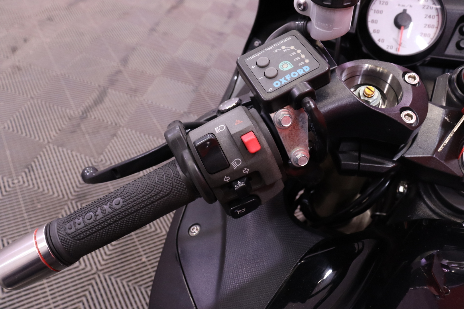 Kawasaki - ZZR - 1400 // Suomi-pyörä / Akrapovic // - Moottoripyörä
