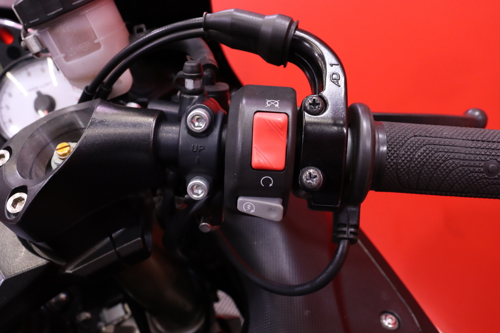 Kawasaki - ZZR - 1400 // Suomi-pyörä / Akrapovic // - Moottoripyörä