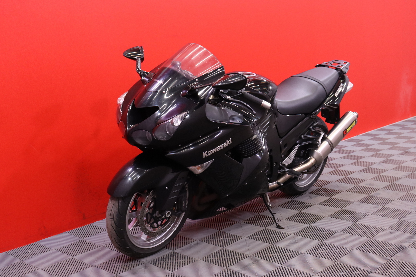 Kawasaki - ZZR - 1400 // Suomi-pyörä / Akrapovic // - Moottoripyörä