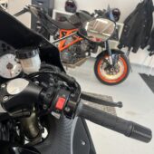 Kawasaki - ZZR - 1400 // Sivulaukut / ABS / Black Widow / Huoltokirja // - Moottoripyörä