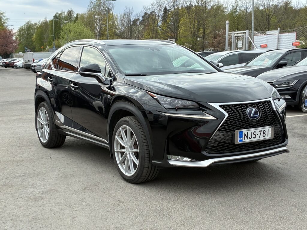 Lexus - NX - 300h Hybrid A AWD F Sport - Maastoauto