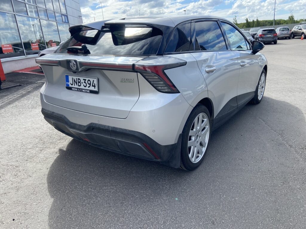 MG - MG4 - Luxury // AppleCarPlay / 360° / Navi / ACC / LED / Puolinahka penkit // MG - MG4 - Luxury // AppleCarPlay / 360° / Navi / ACC / LED / Puolinahka penkit // - Viistoperä