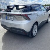 MG - MG4 - Luxury // AppleCarPlay / 360° / Navi / ACC / LED / Puolinahka penkit // - Viistoperä