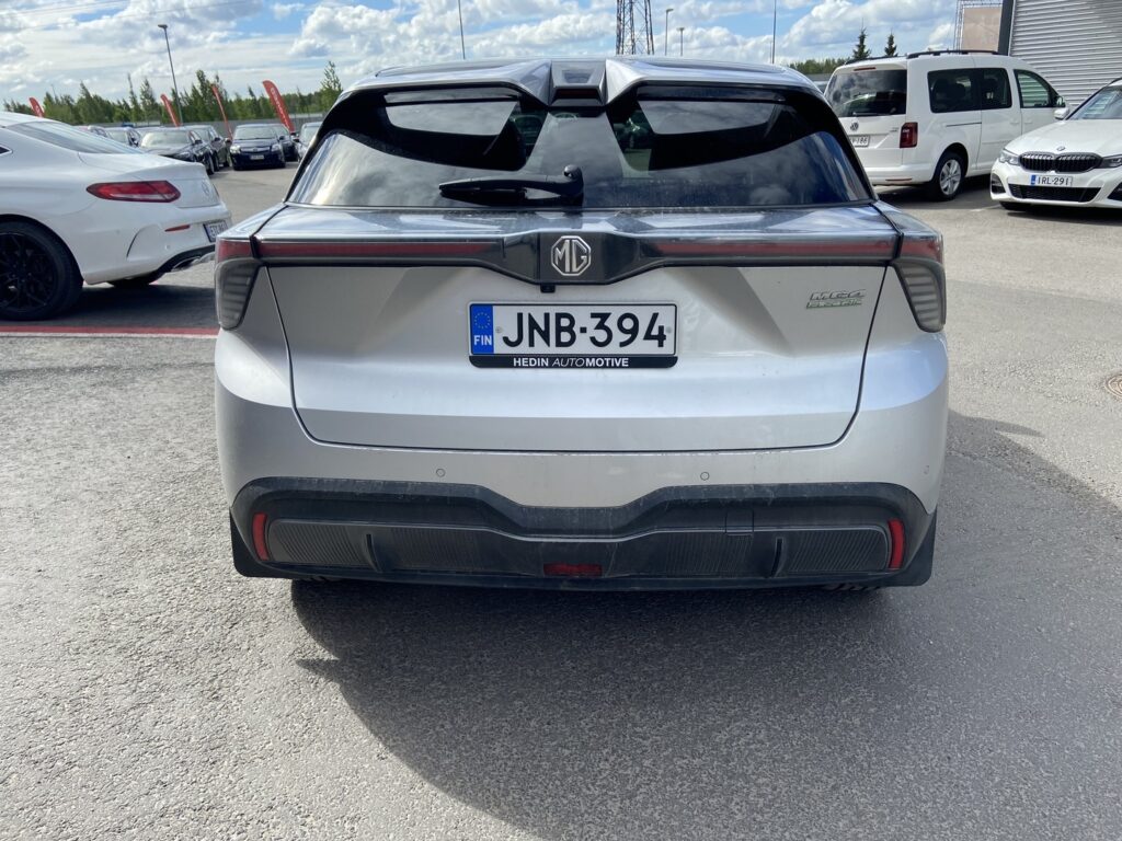 MG - MG4 - Luxury // AppleCarPlay / 360° / Navi / ACC / LED / Puolinahka penkit // MG - MG4 - Luxury // AppleCarPlay / 360° / Navi / ACC / LED / Puolinahka penkit // - Viistoperä