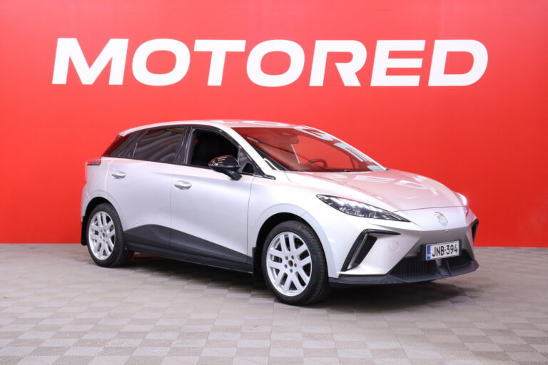 MG - MG4 - Luxury // AppleCarPlay / 360° / Navi / ACC / LED / Puolinahka penkit // - Viistoperä
