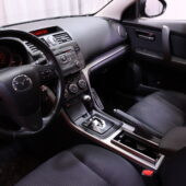 Mazda - 6 - Sedan 2,0 Touring Business 5AT 4ov UM1 // Kahdet renkaat ja Kahdet vanteet / Radio / Lohkolämmitin / Vakkari // - Sedan