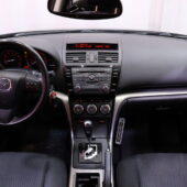 Mazda - 6 - Sedan 2,0 Touring Business 5AT 4ov UM1 // Kahdet renkaat ja Kahdet vanteet / Radio / Lohkolämmitin / Vakkari // - Sedan