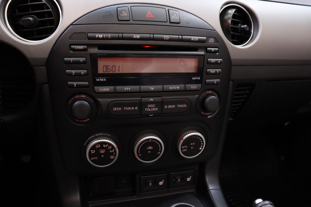tuotekuva-Mazda-MX-5-KTV-807-2026-05-15-094102-17 tuotekuva-Mazda-MX-5-KTV-807-2026-05-15-094102-17