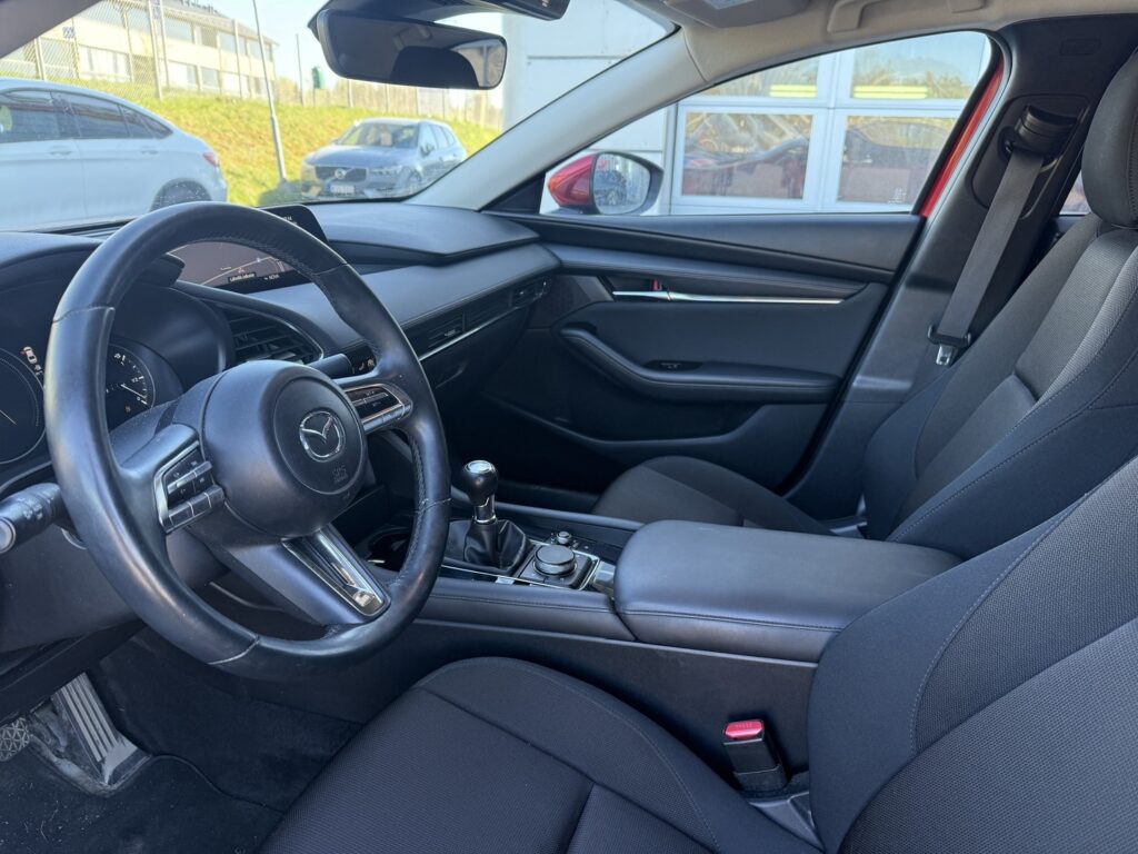 Mazda - Mazda3 - Sedan 2,0 (180hv) M Hybrid Skyactiv-X Vision Plus Business MT Mazda - Mazda3 - Sedan 2,0 (180hv) M Hybrid Skyactiv-X Vision Plus Business MT - Sedan