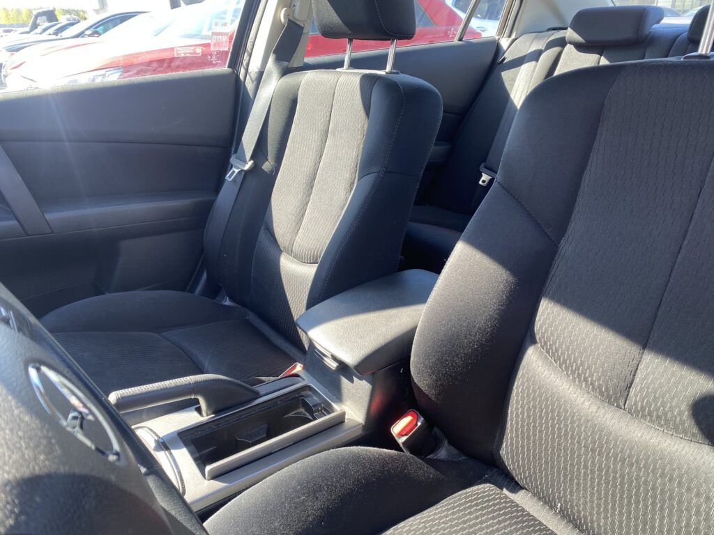 Mazda - Mazda6 - Sedan 2,0 Touring Business 5AT 4ov UM1 Mazda - Mazda6 - Sedan 2,0 Touring Business 5AT 4ov UM1 - Sedan