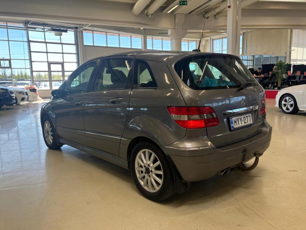 Mercedes-Benz - B - 170 / VÄHÄN AJETTU YKSILÖ / WEBASTO / ILMASTOINTI / KOUKKU // Mercedes-Benz - B - 170 / VÄHÄN AJETTU YKSILÖ / WEBASTO / ILMASTOINTI / KOUKKU // - Tila-auto