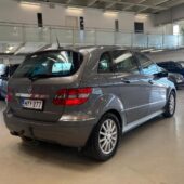 Mercedes-Benz - B - 170 / VÄHÄN AJETTU YKSILÖ / WEBASTO / ILMASTOINTI / KOUKKU // - Tila-auto
