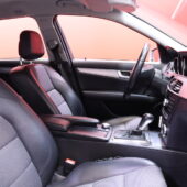 Mercedes-Benz - C - C 250 CDI Farmari (AC) 4ov 2143cm3 A  // P-tutkat / Sähköpenkit / Vakkari / Navi / DVD-soitin // - Farmari