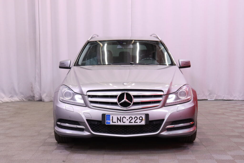 Mercedes-Benz - C - C 250 CDI Farmari (AC) 4ov 2143cm3 A // P-tutkat / Sähköpenkit / Vakkari / Navi / DVD-soitin // Mercedes-Benz - C - C 250 CDI Farmari (AC) 4ov 2143cm3 A // P-tutkat / Sähköpenkit / Vakkari / Navi / DVD-soitin // - Farmari
