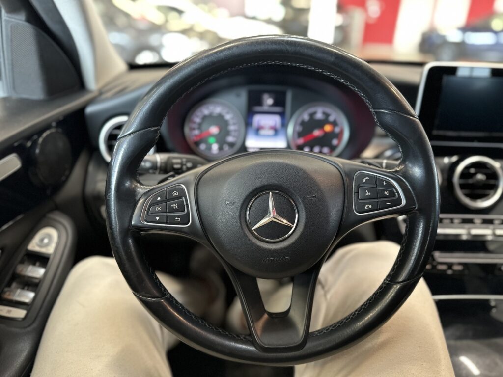 Mercedes-Benz - C - 220 d T Edition 4MATIC Mercedes-Benz - C - 220 d T Edition 4MATIC - Farmari