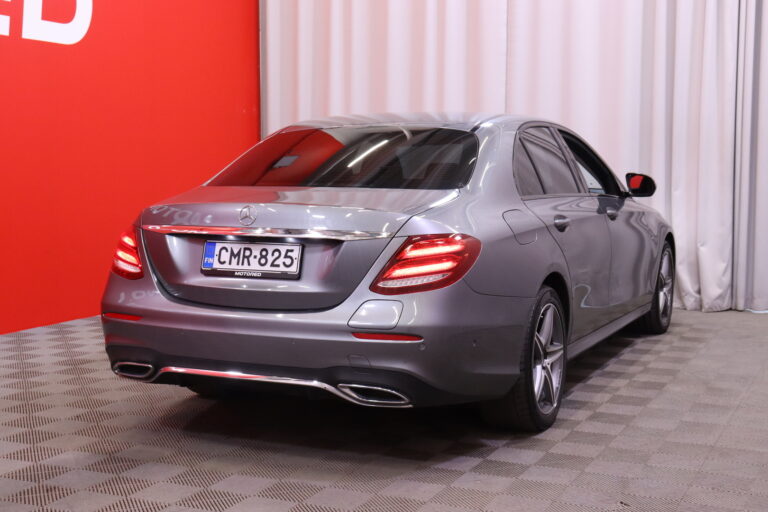 Mercedes-Benz - E - 300 de A Business AMG Edition EQ Power // Widescreen / Koukku / LED ajovalot / BLIS / MBUX navi // - Sedan