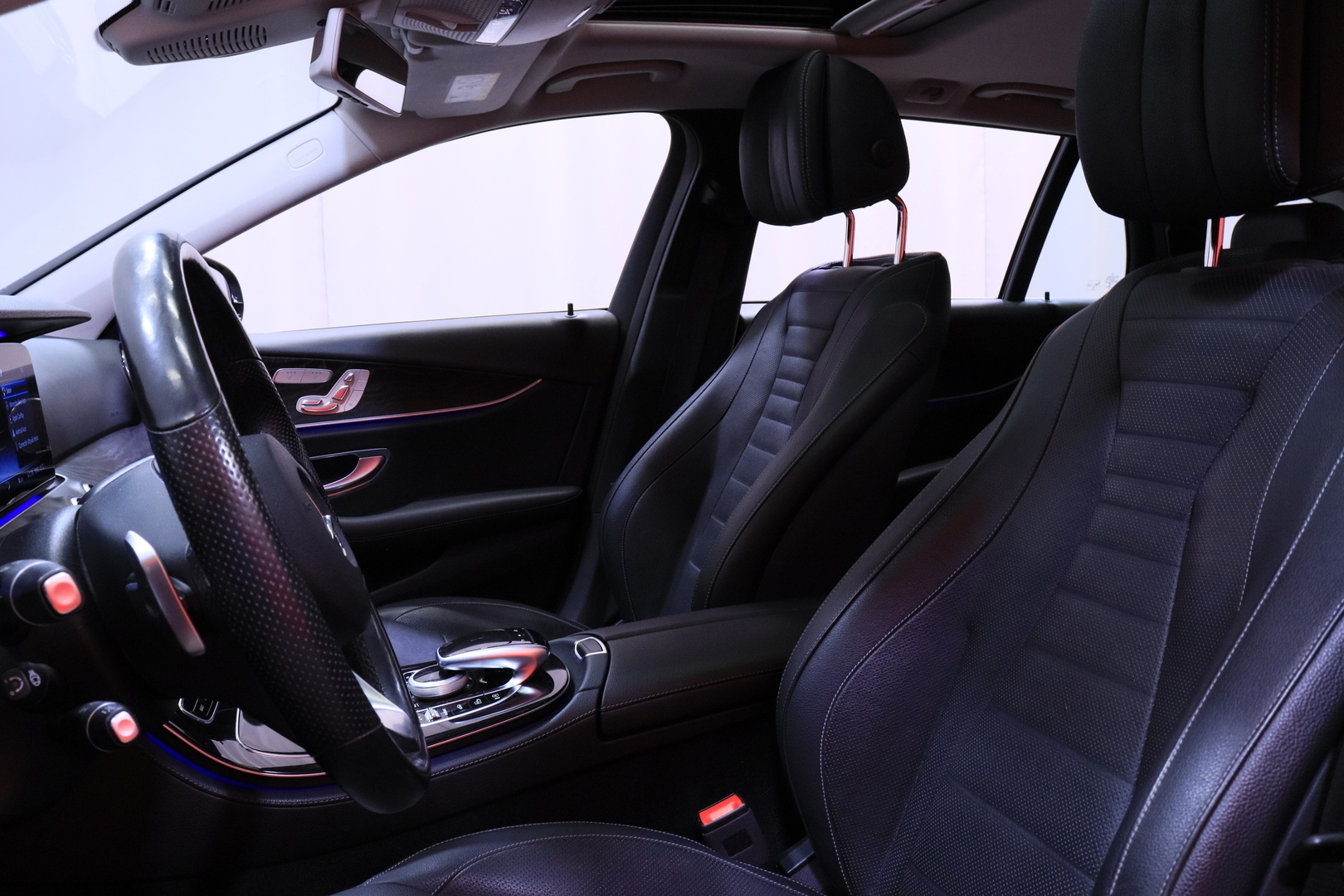 Mercedes-Benz - E - 350d T A Avantgarde // Distronic+ / Widescreen / HUD / Webasto / Burmester / Ilmastoidut istuimet muistilla / LED // - Farmari