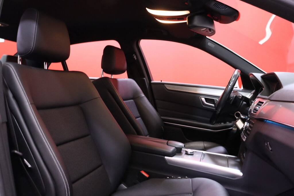 Mercedes-Benz - E - 220 CDI BE A Premium Business // Suomi-auto / Webasto / Ortopedi / ILS LED // Mercedes-Benz - E - 220 CDI BE A Premium Business // Suomi-auto / Webasto / Ortopedi / ILS LED // - Sedan
