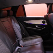Mercedes-Benz - E - 300 de Edition 4MATIC T A // Widescreen / Navi / Esilämmitys / Tutkat / Kamera / Koukku / Sähköpenkit / 2x Vanteet - Farmari