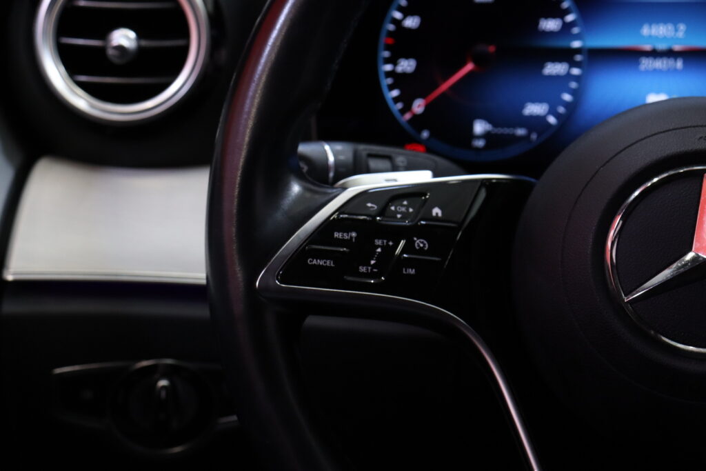 tuotekuva-Mercedes-Benz-E-KVM-373-2026-05-12-082603-17 tuotekuva-Mercedes-Benz-E-KVM-373-2026-05-12-082603-17