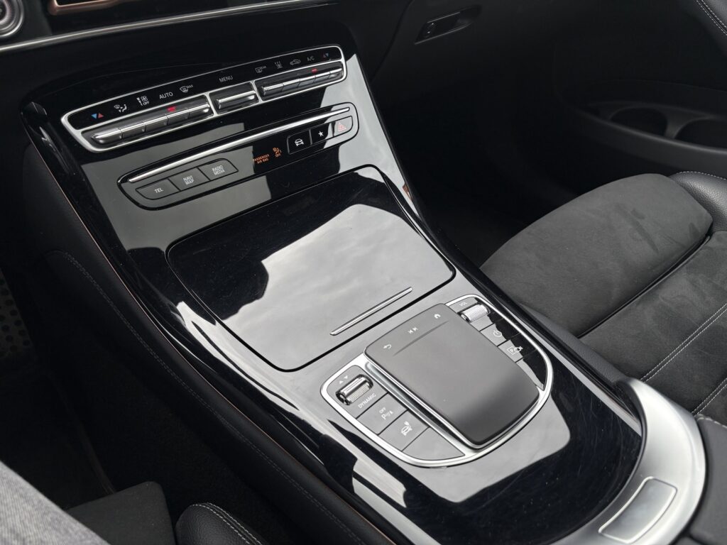 Mercedes-Benz - EQC - 400 4MATIC Business AMG Mercedes-Benz - EQC - 400 4MATIC Business AMG - Maastoauto