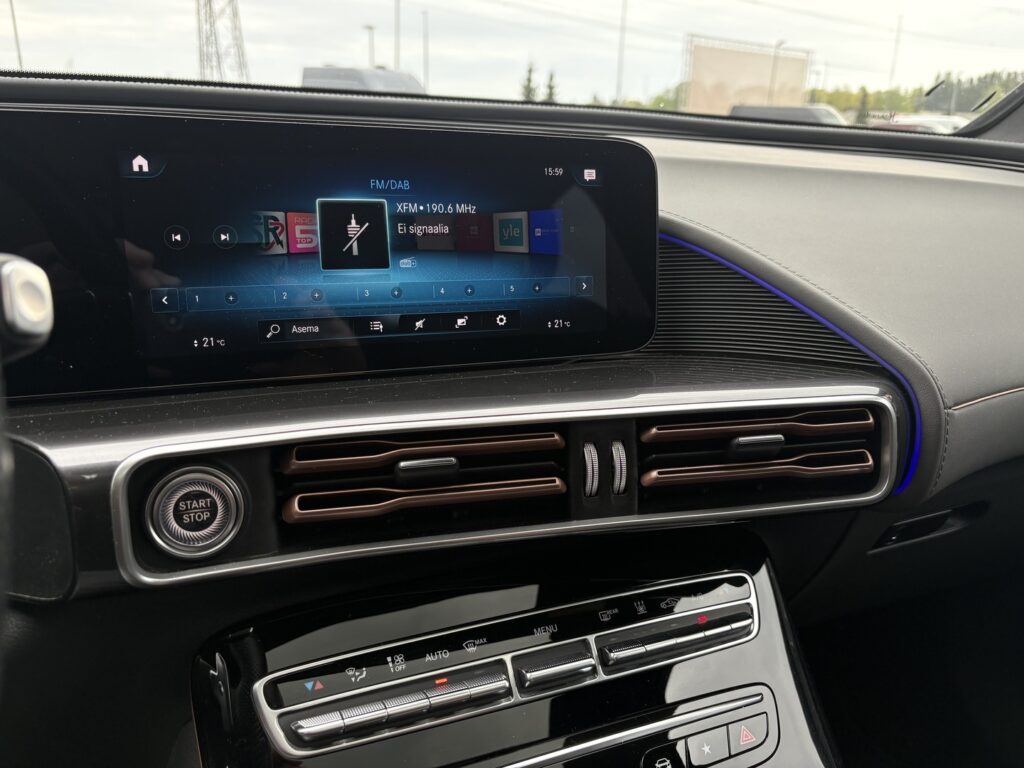 Mercedes-Benz - EQC - 400 4MATIC Business AMG Mercedes-Benz - EQC - 400 4MATIC Business AMG - Maastoauto