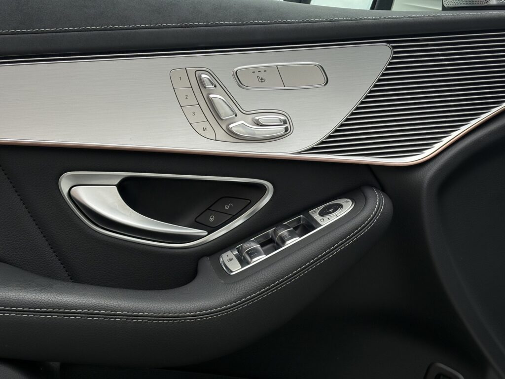 Mercedes-Benz - EQC - 400 4MATIC Business AMG Mercedes-Benz - EQC - 400 4MATIC Business AMG - Maastoauto