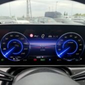 Mercedes-Benz - EQE - 300 AMG // Distronic+ / HUD / Burmester / 4-pyöräohjaus / Panorama / 360° / Muistipenkit // - Sedan