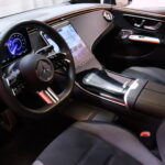Mercedes-Benz - EQE - 300 AMG // Distronic+ / HUD / Burmester / 4-pyöräohjaus / Panorama / 360° / Muistipenkit // - Sedan
