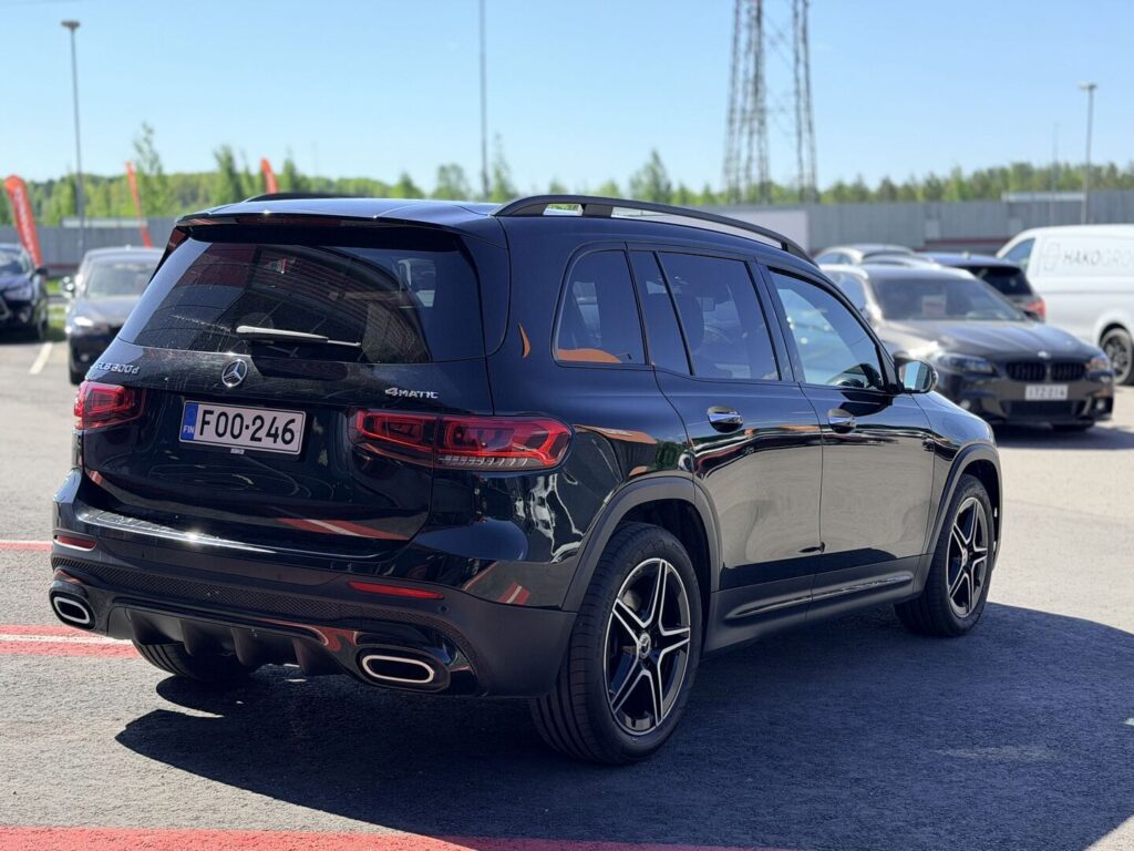Mercedes-Benz - GLB - 200 d 4MATIC A Business AMG Mercedes-Benz - GLB - 200 d 4MATIC A Business AMG - Maastoauto