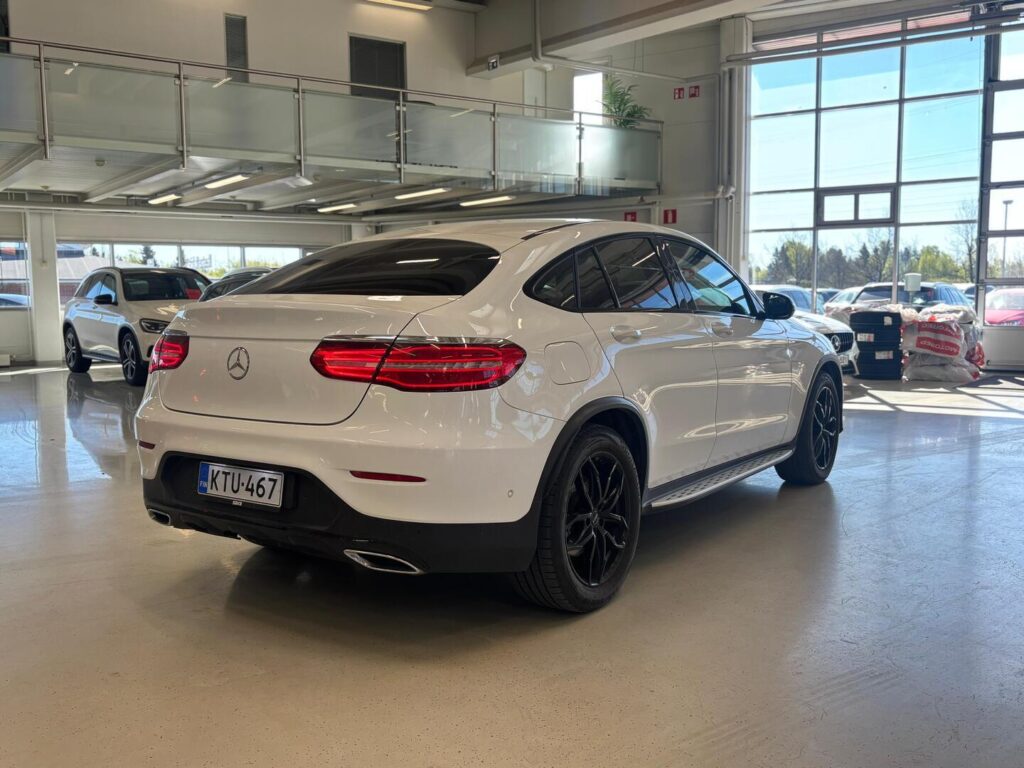 Mercedes-Benz - GLC - 220 d Coupé 4Matic A Premium Business AMG Mercedes-Benz - GLC - 220 d Coupé 4Matic A Premium Business AMG - Maastoauto