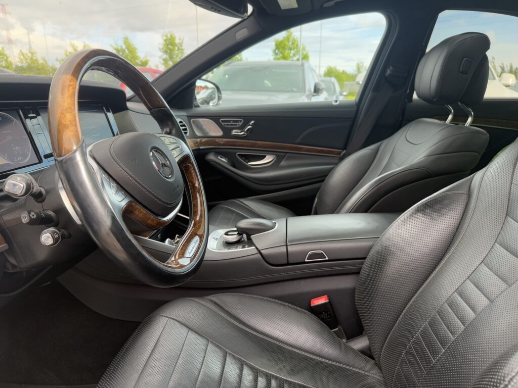 Mercedes-Benz - S - 350 Bluetec // Distronic+ / Burmester / Hierovat ja ilmastoidut istuimet / Panorama / Juuri katsastettu ja huollettu! // Mercedes-Benz - S - 350 Bluetec // Distronic+ / Burmester / Hierovat ja ilmastoidut istuimet / Panorama / Juuri katsastettu ja huollettu! // - Sedan