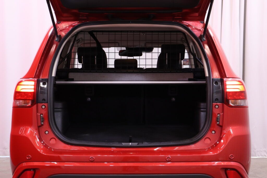 tuotekuva-Mitsubishi-Outlander-FPP-377-2026-05-05-160603-24 tuotekuva-Mitsubishi-Outlander-FPP-377-2026-05-05-160603-24