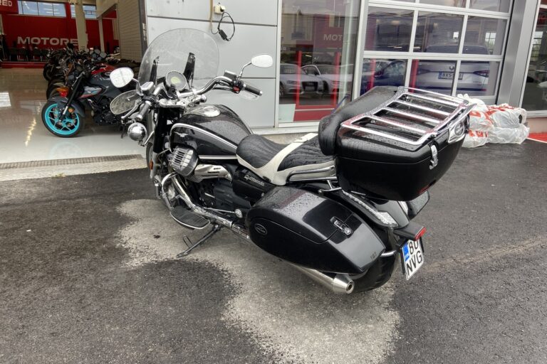Moto Guzzi - California - Touring // Huoltokirja / ABS / 3x-laukut // - Moottoripyörä