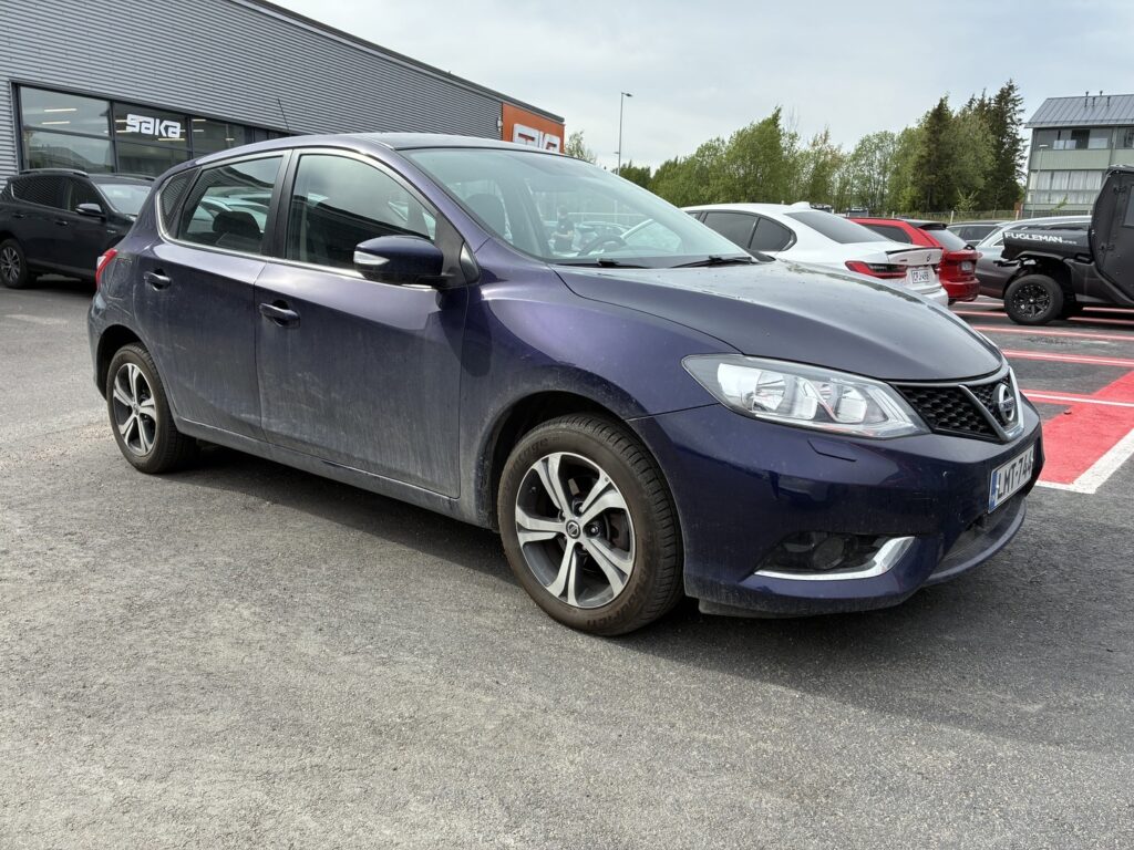 Nissan - Pulsar - DIG-T 115 Acenta 6M/T Connect Nissan - Pulsar - DIG-T 115 Acenta 6M/T Connect - Viistoperä