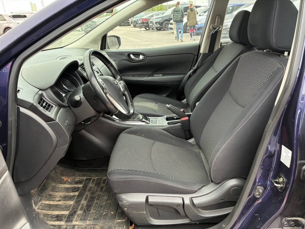 Nissan - Pulsar - DIG-T 115 Acenta 6M/T Connect Nissan - Pulsar - DIG-T 115 Acenta 6M/T Connect - Viistoperä