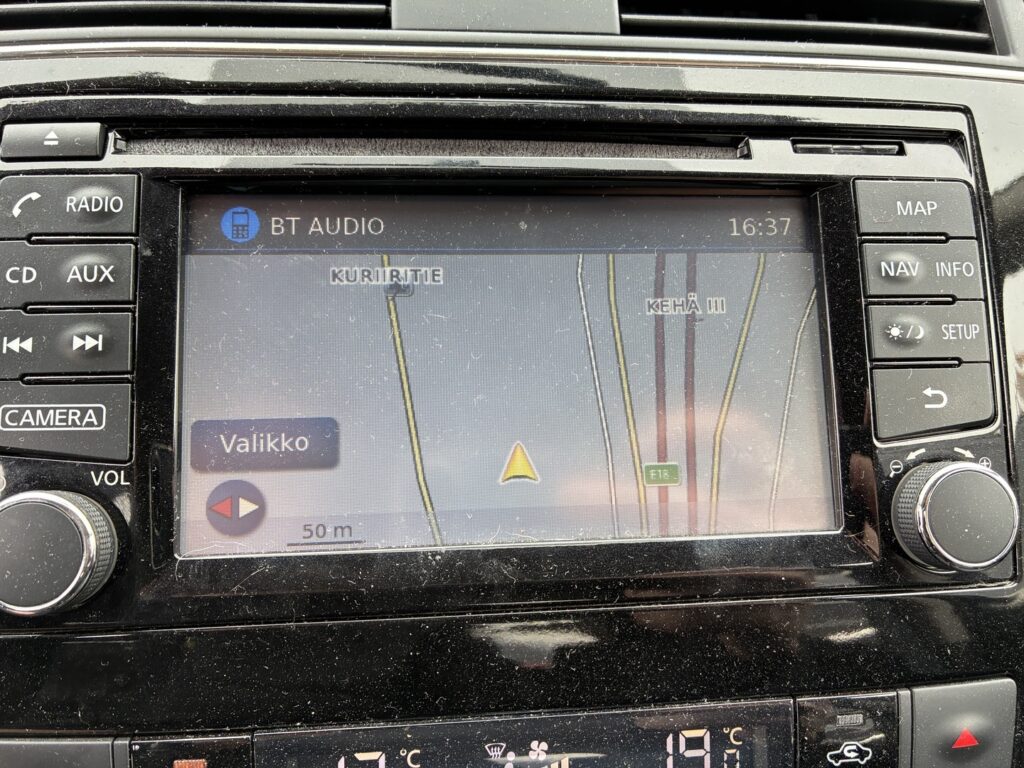 Nissan - Pulsar - DIG-T 115 Acenta 6M/T Connect Nissan - Pulsar - DIG-T 115 Acenta 6M/T Connect - Viistoperä