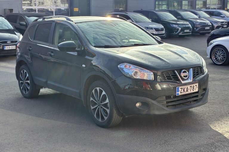 Nissan - Qashqai - 1,6L Stop / Start System Style 360 2WD 5M/T AVM - Maastoauto