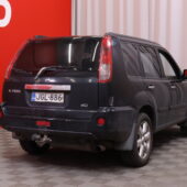 Nissan - X-TRAIL - 5D X-TRAIL STW 2.2D-TENT30-4X4/263 // Lohkolämmitin + sisähaara / Radio / Vakkari / Autom. ilmastointi / Vetokoukku // -