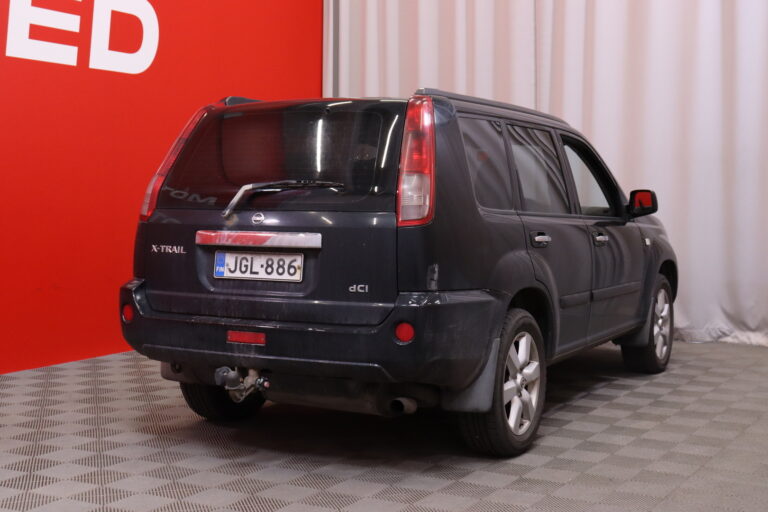 Nissan - X-TRAIL - 5D X-TRAIL STW 2.2D-TENT30-4X4/263 // Lohkolämmitin + sisähaara / Radio / Vakkari / Autom. ilmastointi / Vetokoukku // -