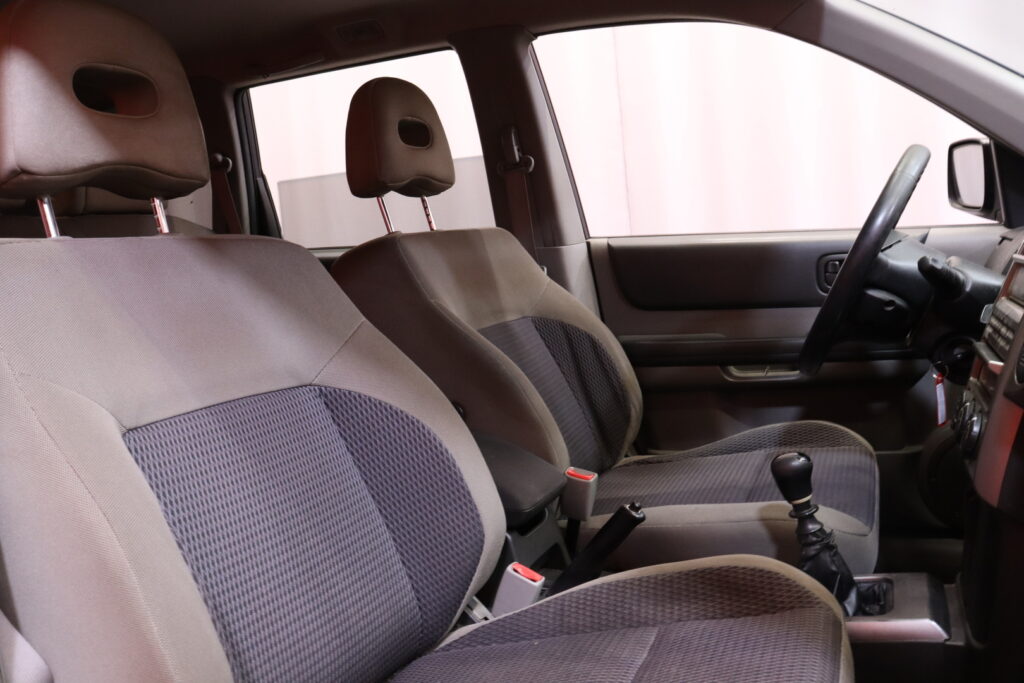 Nissan - X-TRAIL - 5D X-TRAIL STW 2.2D-TENT30-4X4/263 // Lohkolämmitin + sisähaara / Radio / Vakkari / Autom. ilmastointi / Vetokoukku // Nissan - X-TRAIL - 5D X-TRAIL STW 2.2D-TENT30-4X4/263 // Lohkolämmitin + sisähaara / Radio / Vakkari / Autom. ilmastointi / Vetokoukku // -