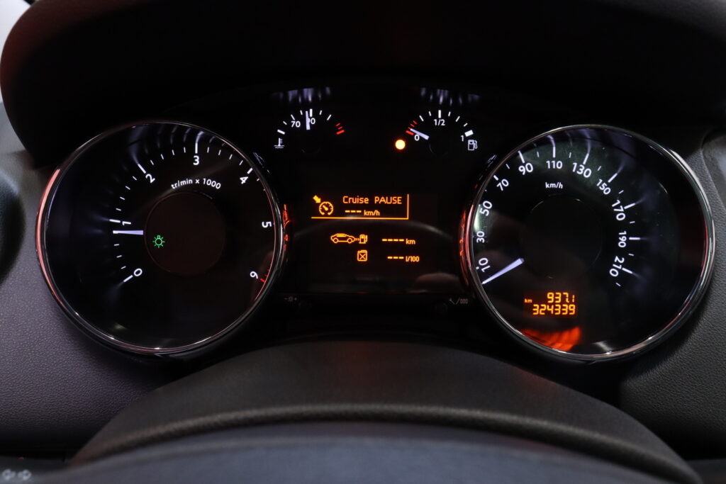 tuotekuva-Peugeot-5008-KMS-804-2026-05-21-105324-15 tuotekuva-Peugeot-5008-KMS-804-2026-05-21-105324-15
