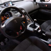 Peugeot - 5008 - Allure HDI 150 7-p - Tila-auto